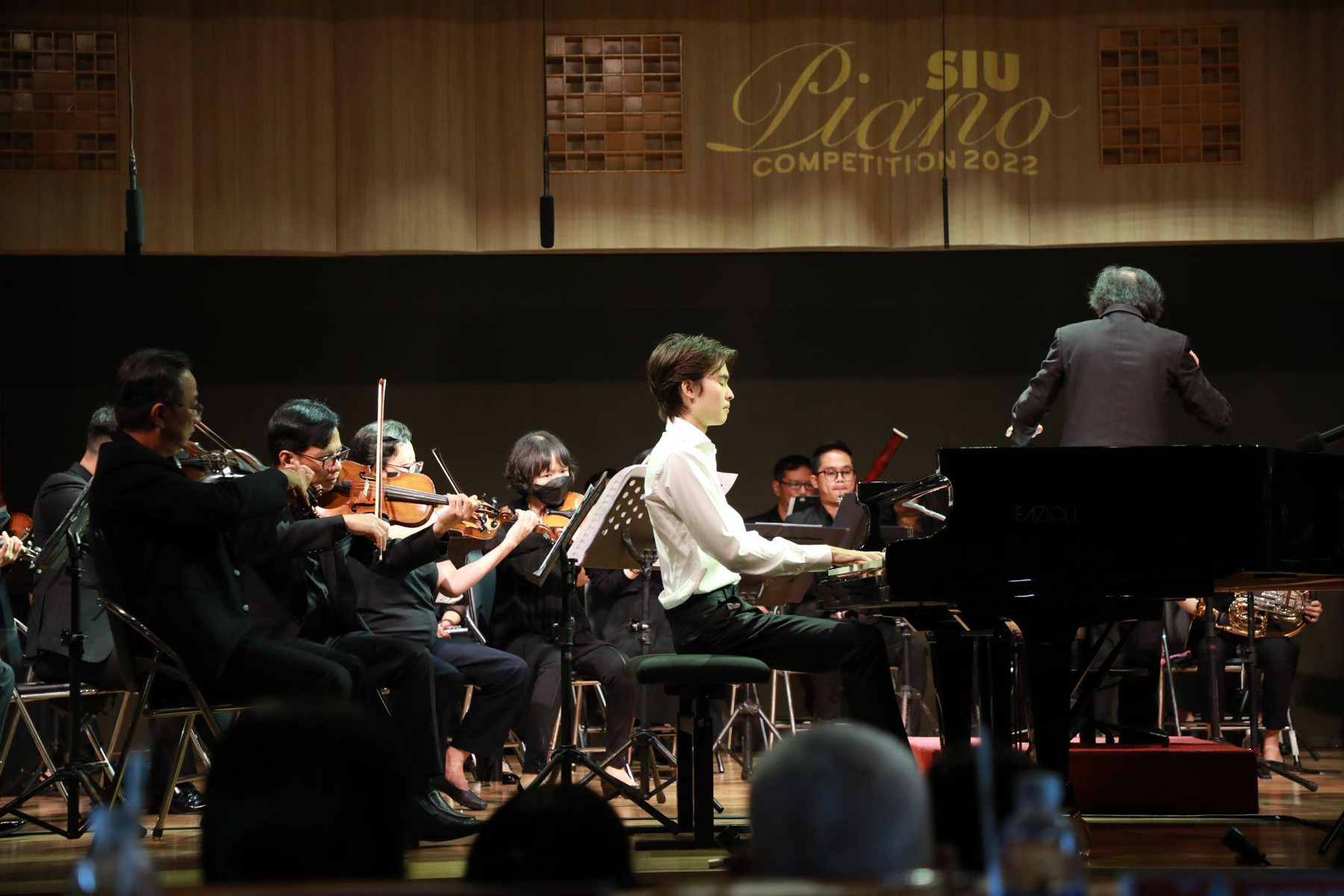 Tài năng piano tỏa sáng tại SIU Piano Competition 2024 với sự mở rộng cho thí sinh chuyên và không chuyên