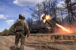 Nga nói Ukraine mất 35.000 lính vào tháng 5, EU muốn tăng trừng phạt Moscow