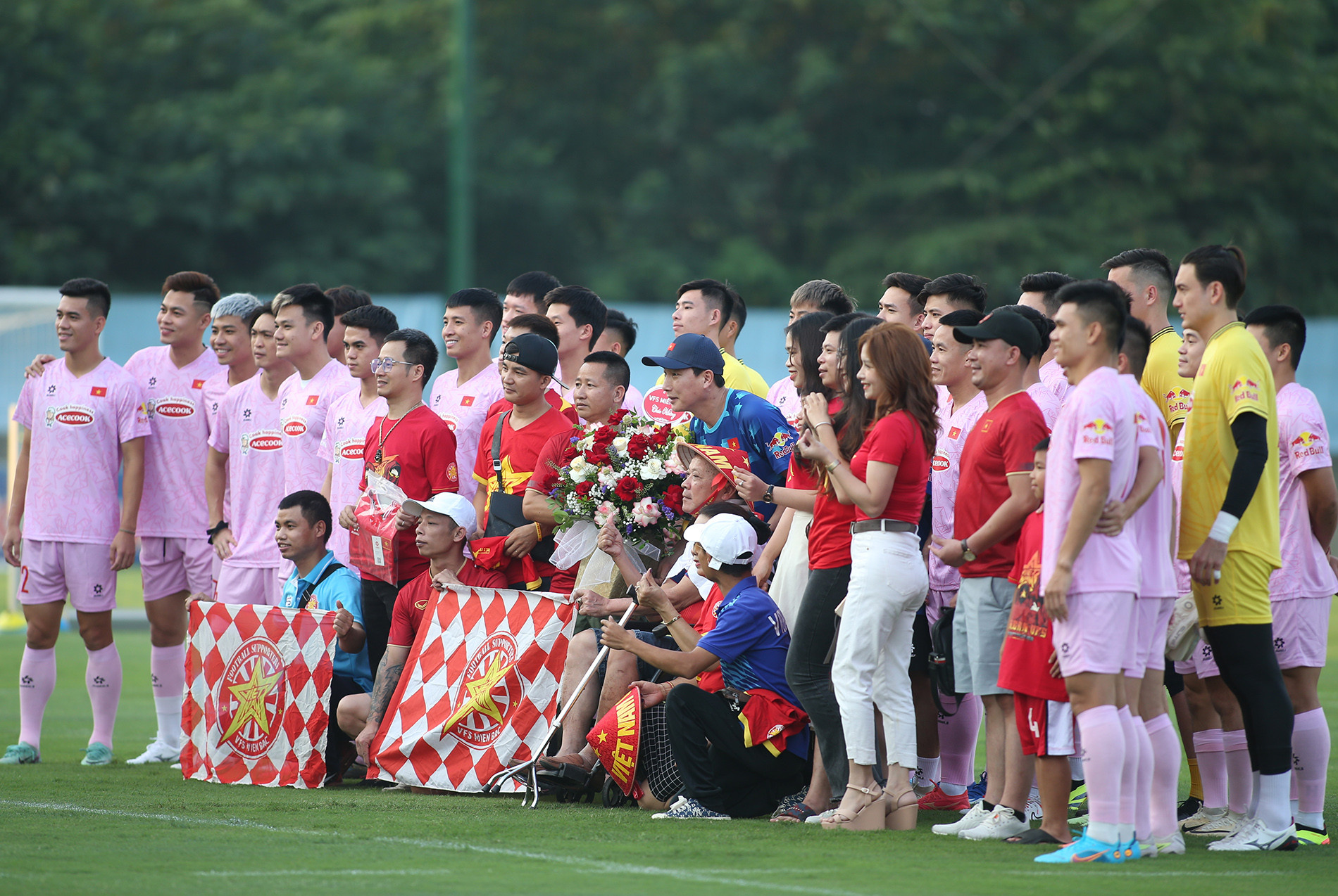 tuyen viet nam 5.JPG