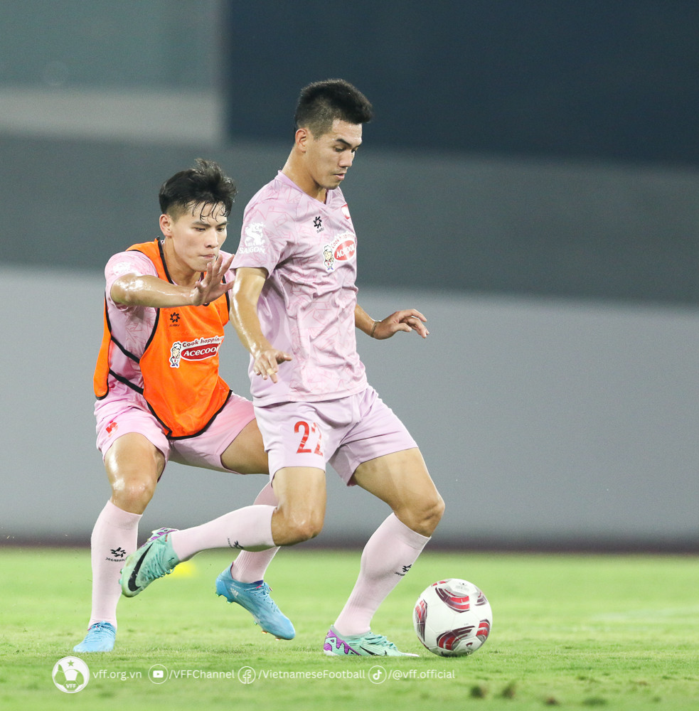 tuyen viet nam 18.jpg