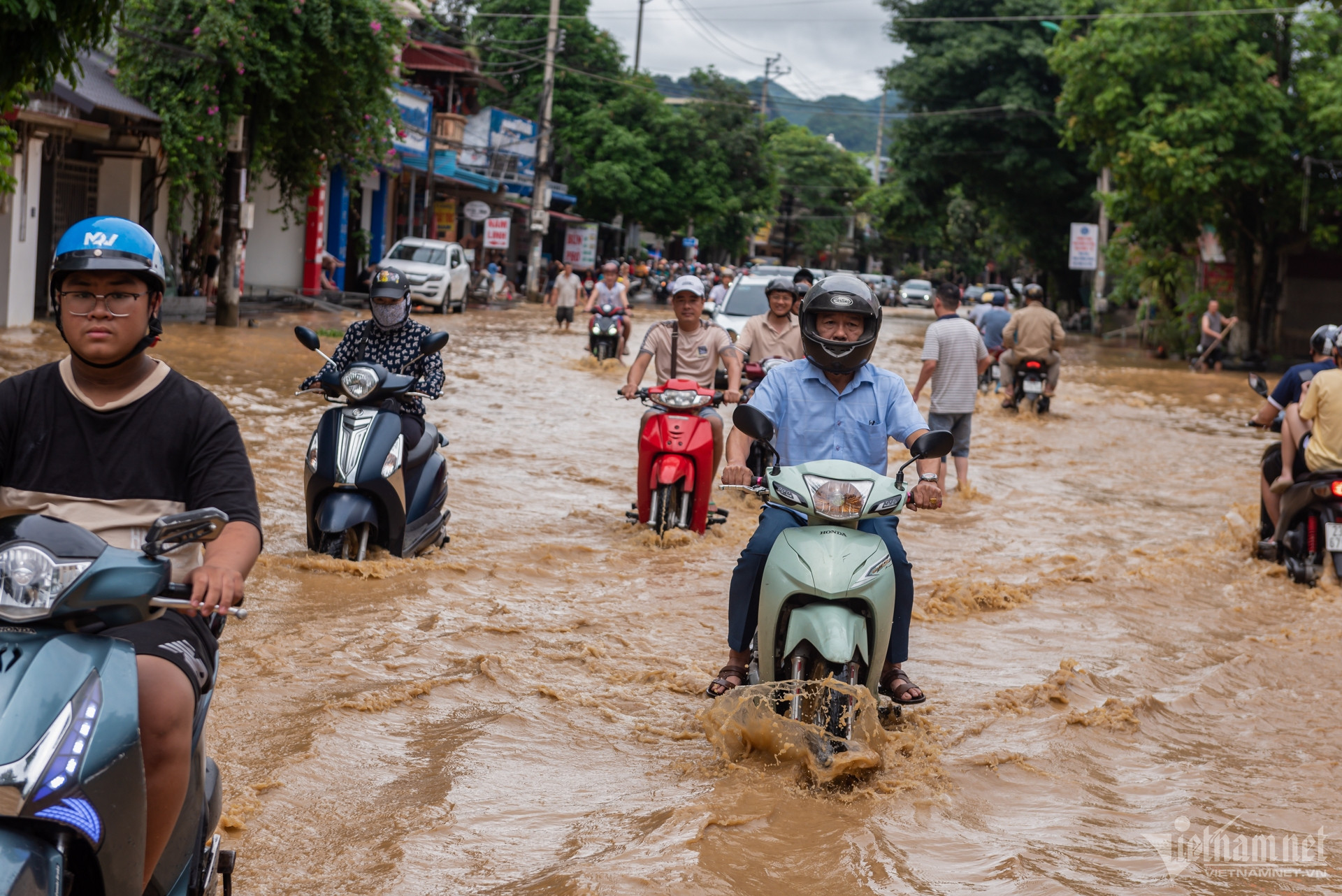 W-lũ Hà Giang, mưa 6.jpg
