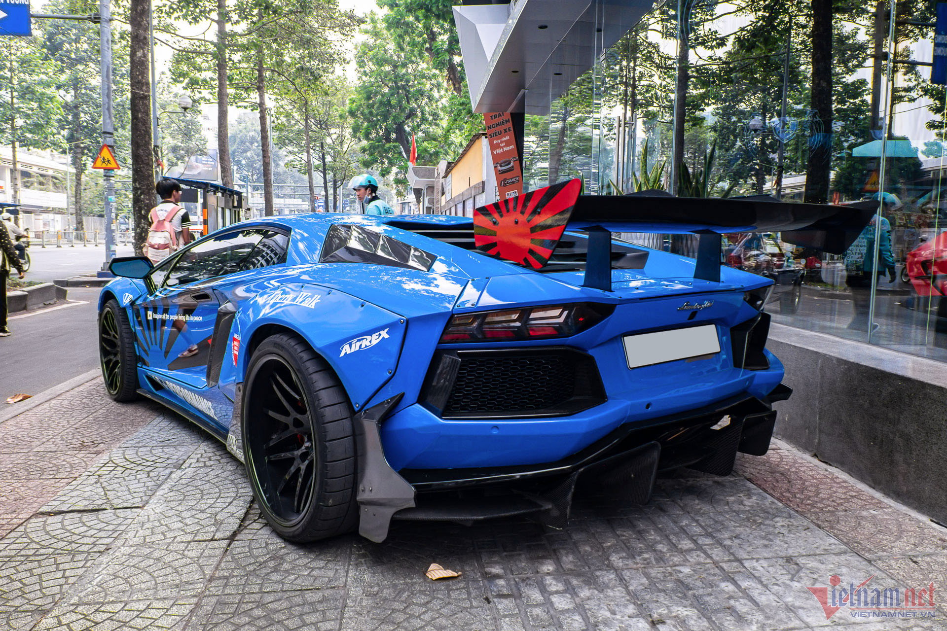 aventador cu 3.jpg