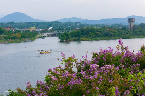 Sông Hương - dòng thơm xứ kinh kỳ