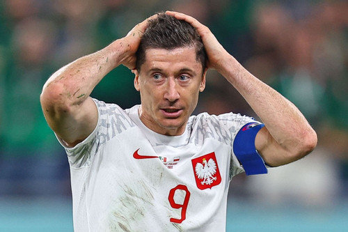 Lewandowski nguy cơ mất EURO 2024 với tuyển Ba Lan