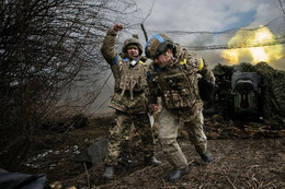 Ukraine bác tin Nga kiểm soát 2 làng ở Donetsk, Mỹ cấp vũ khí cho tiểu đoàn Azov