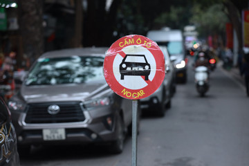 Đề xuất hạn chế ô tô vào phố cổ Hà Nội