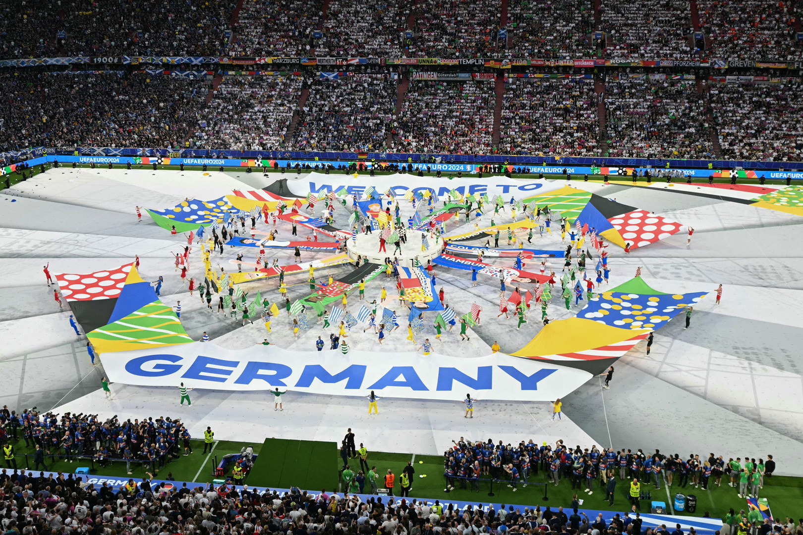 EURO 2024 khai mac.jpg