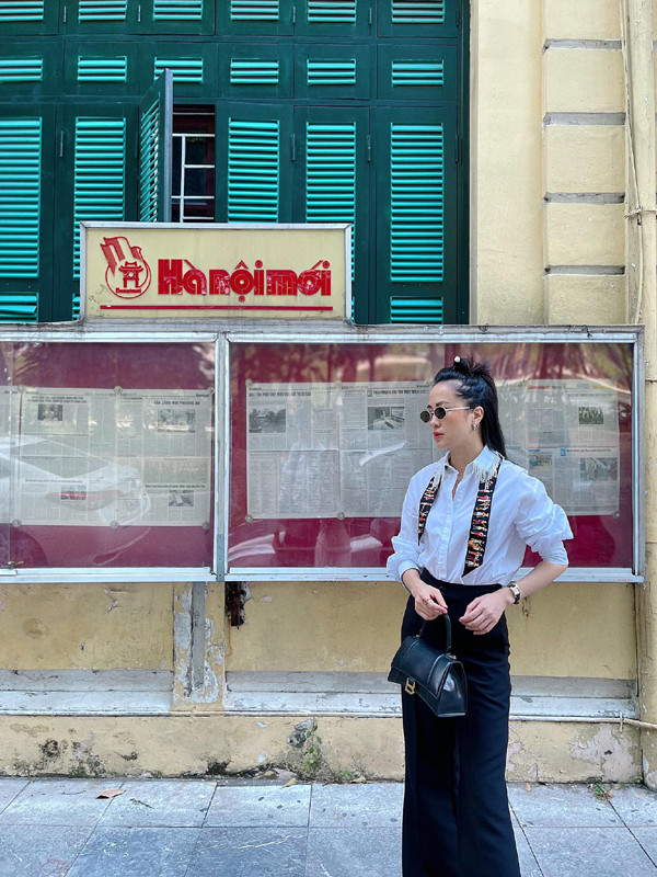 Nhan sắc tuổi 32 của BTV thời sự Bích Ngọc - Ảnh 8.