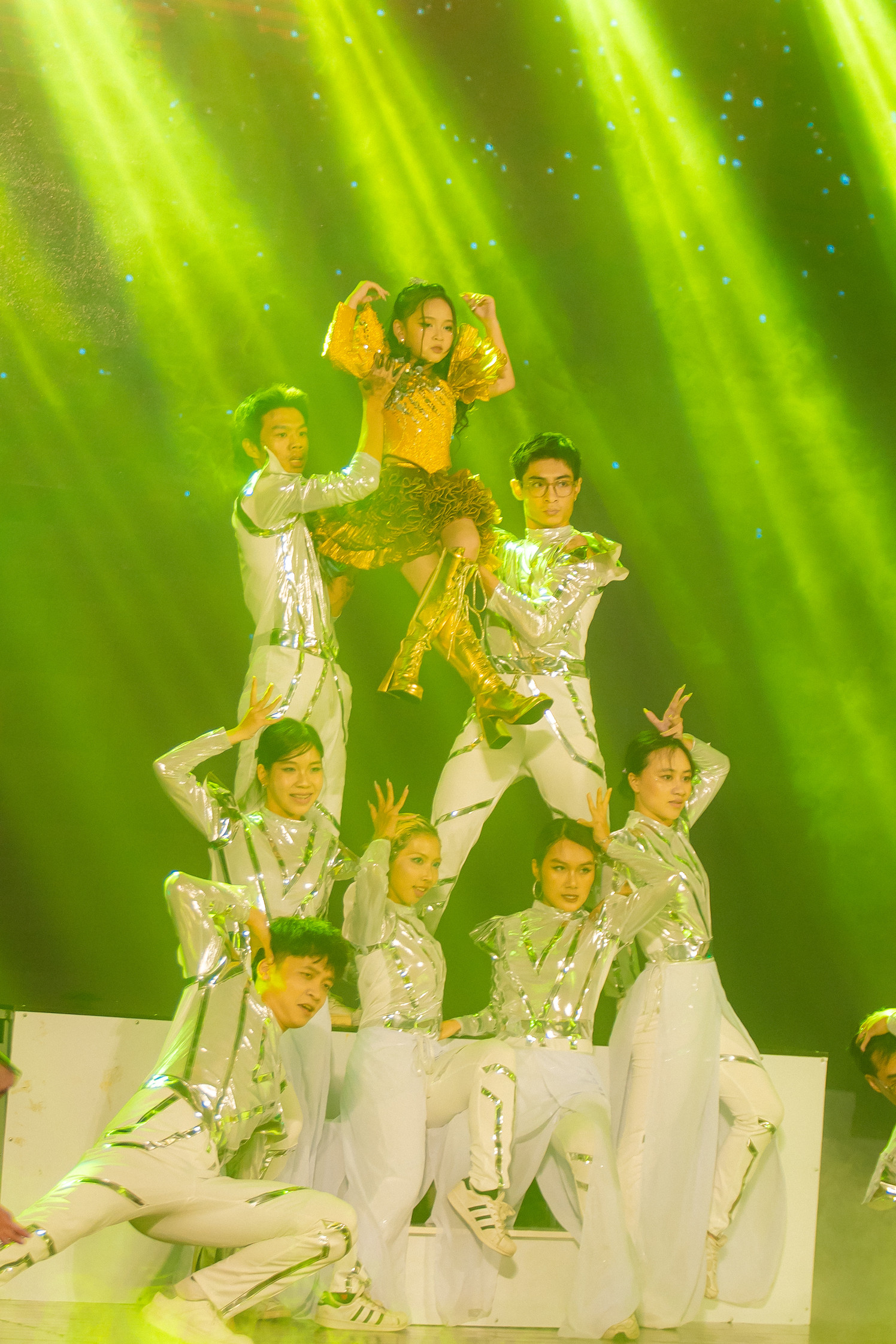 Quan quan Tran Ngoc YEN sbd 255 anh 3.jpg