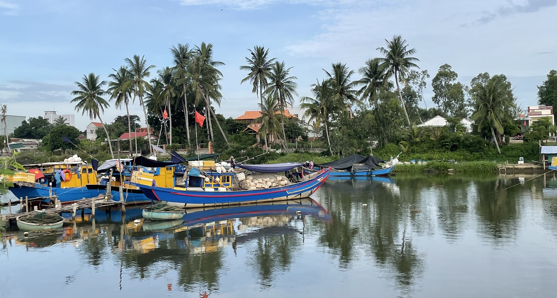 Sông Kinh - thủy lưu dọc biển