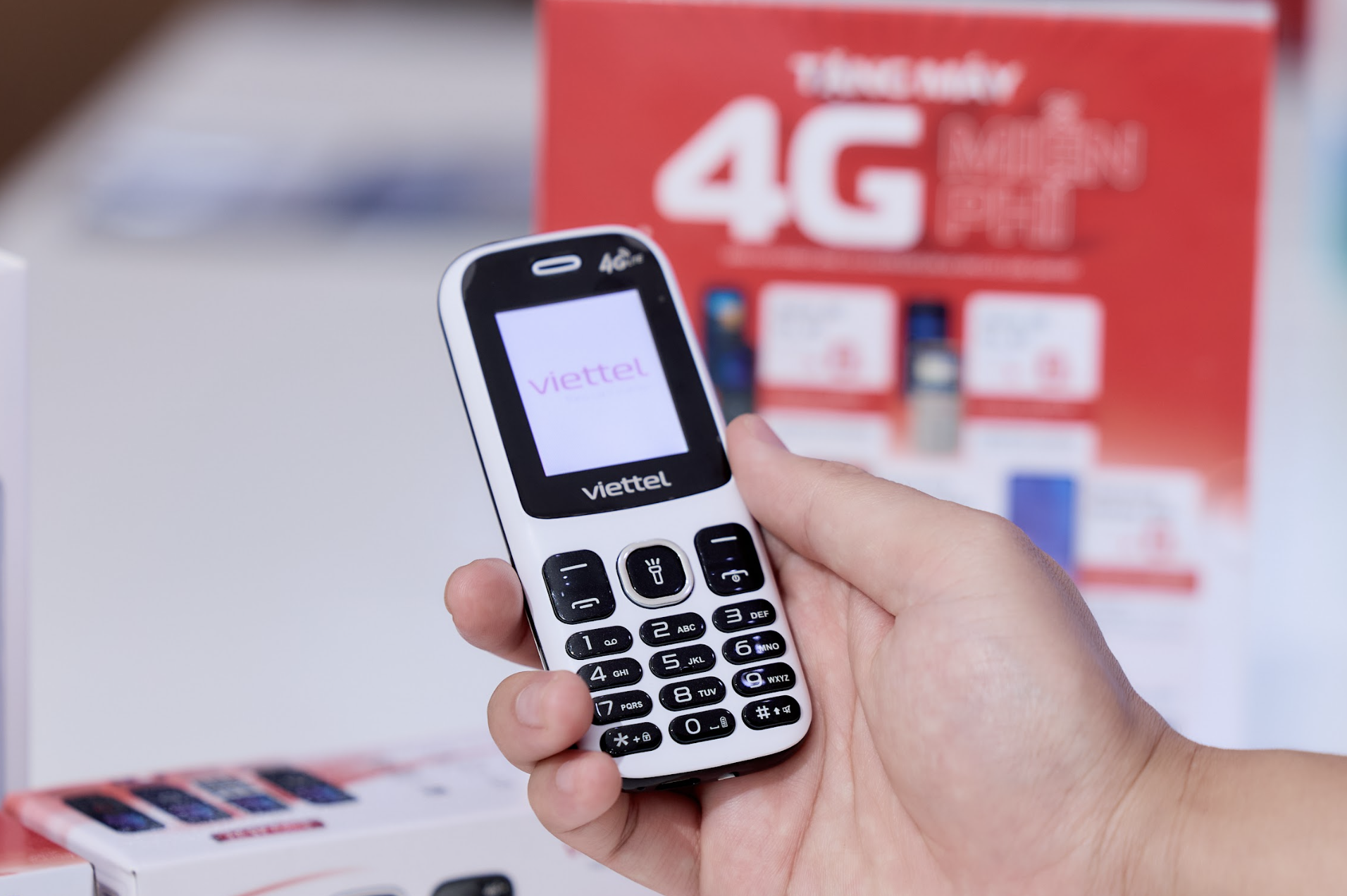 Viettel 4.png