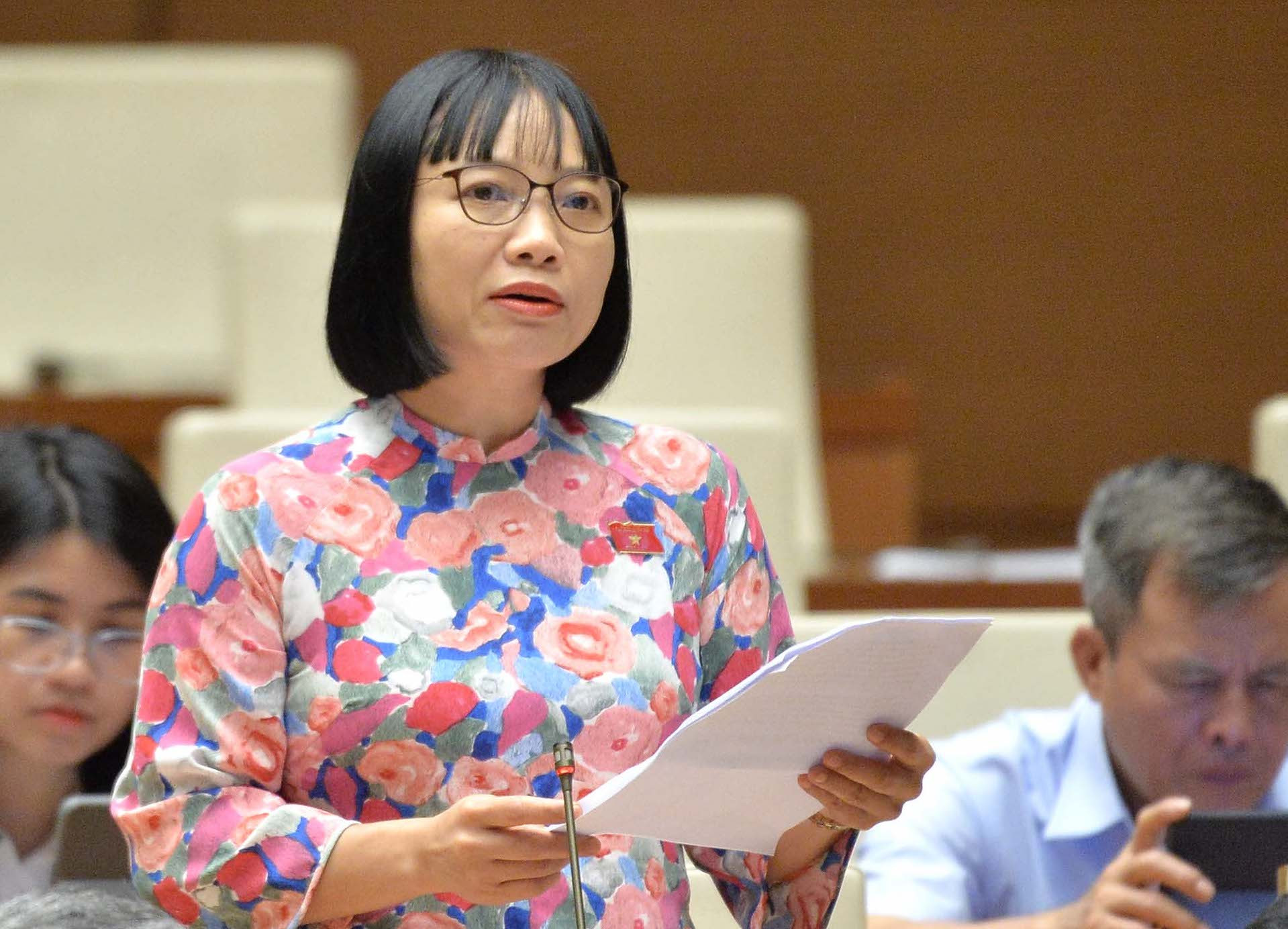 ĐBQH Nguyễn Thị Việt Nga (Hải Dương).jpg