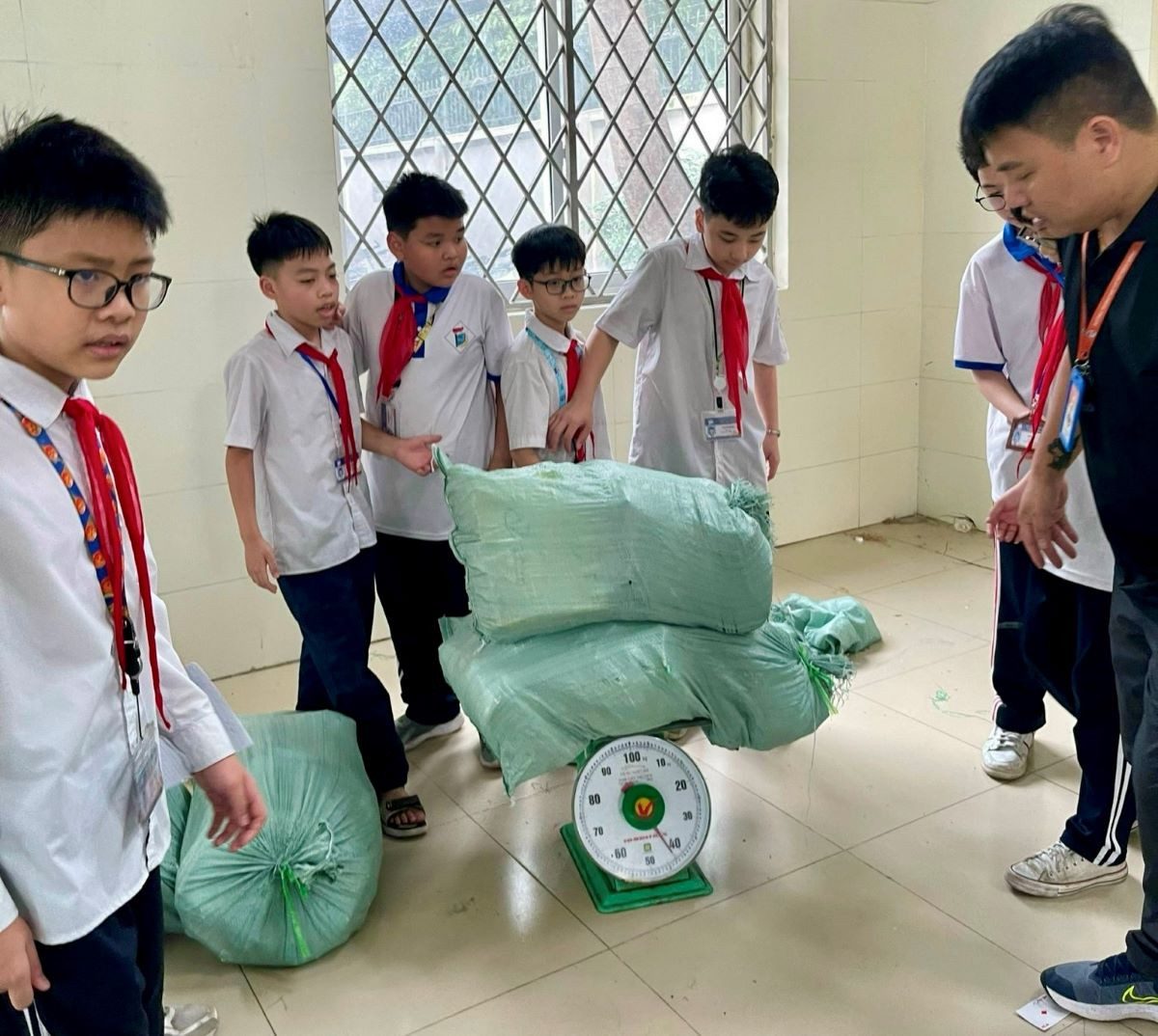 tin 13 Lượm đây.jpg