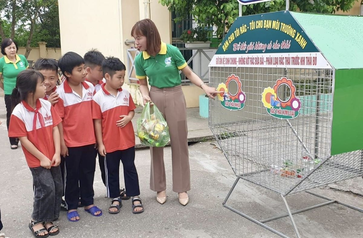 Tin 17 Họa sĩ nhí cùng tháng 7 không rác nhựa.jpg