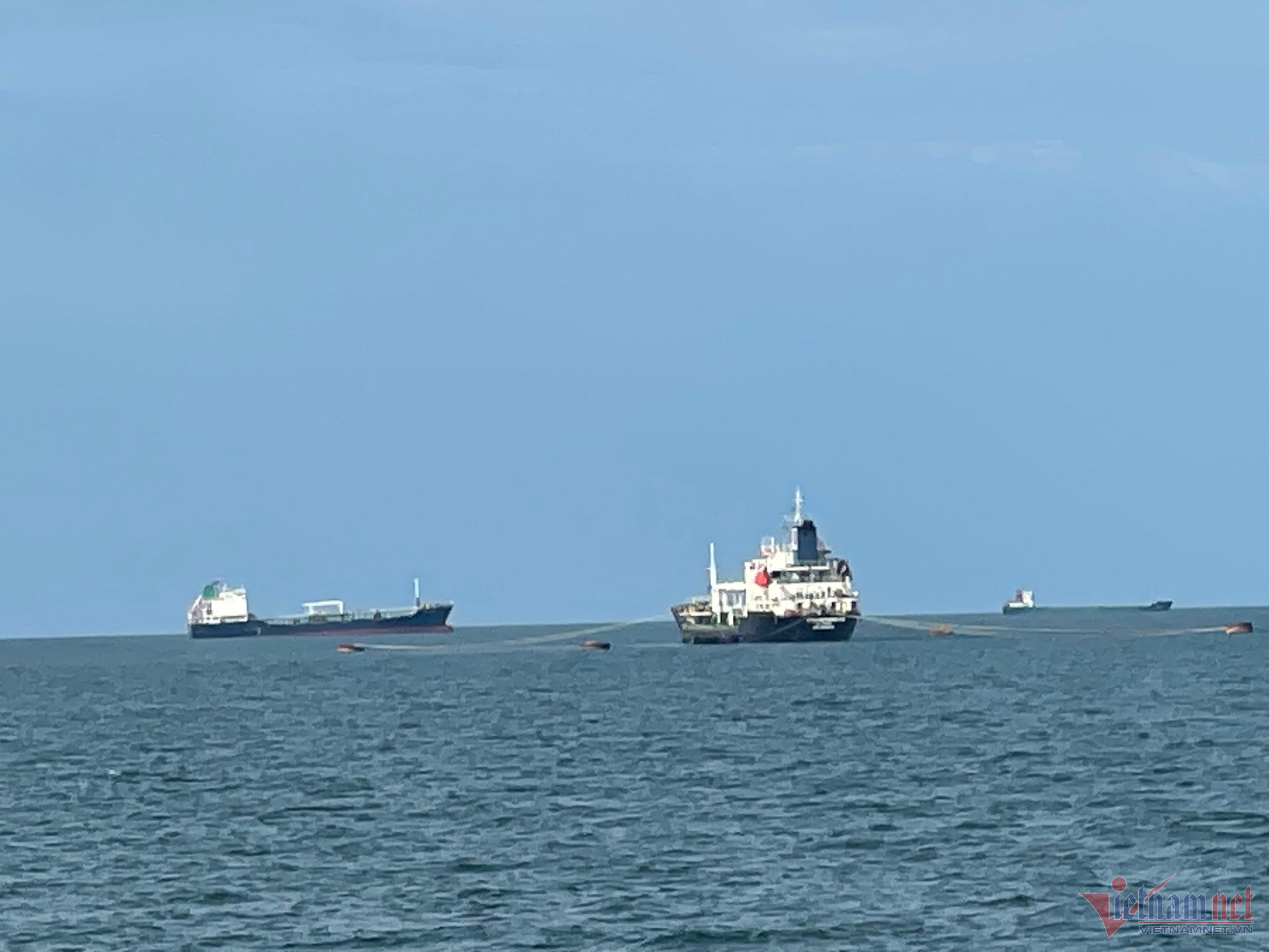 W-IMG_5408 cảng biển (used).jpg