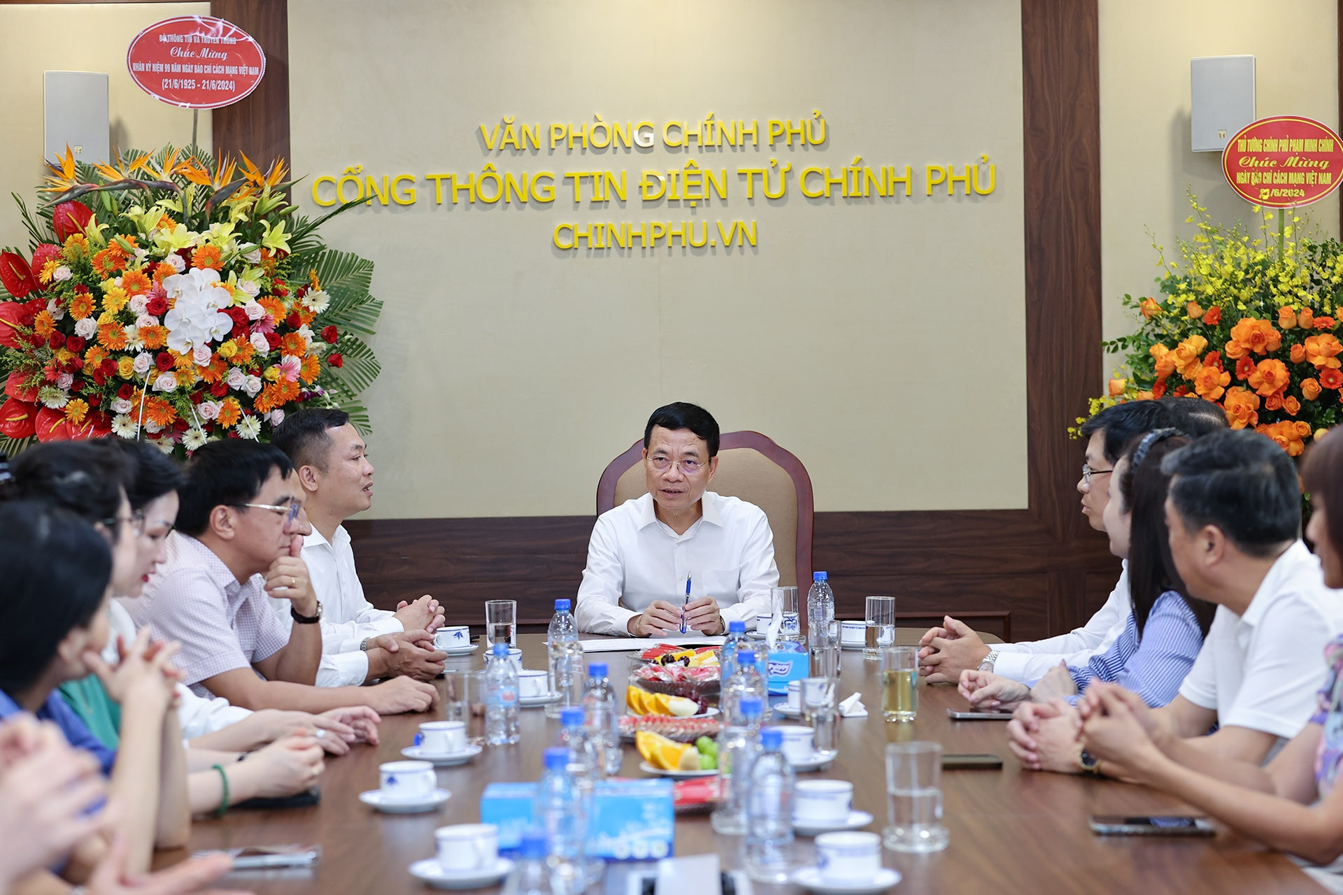 'Không gian mạng là mặt trận chính về công tác truyền thông'