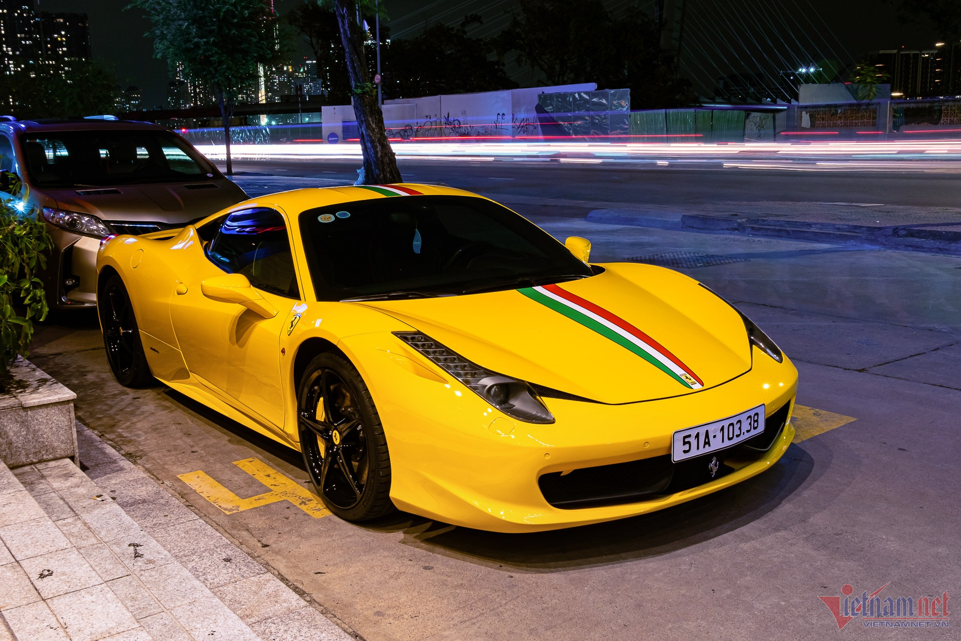 W-ferrari 458 italia 10.JPG.jpg