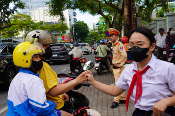 'Đoàn thuyền đánh cá' vào đề Ngữ văn thi lớp 10 ở Đà Nẵng