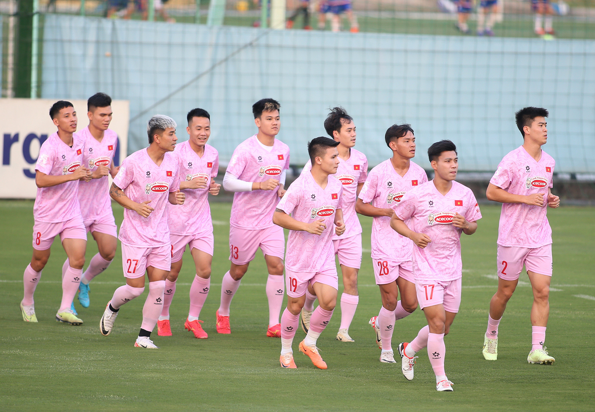 tuyen viet nam 1.JPG