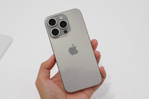 Apple cho phép 3 đại lý ủy quyền tại Việt Nam bán iPhone trên TikTok Shop