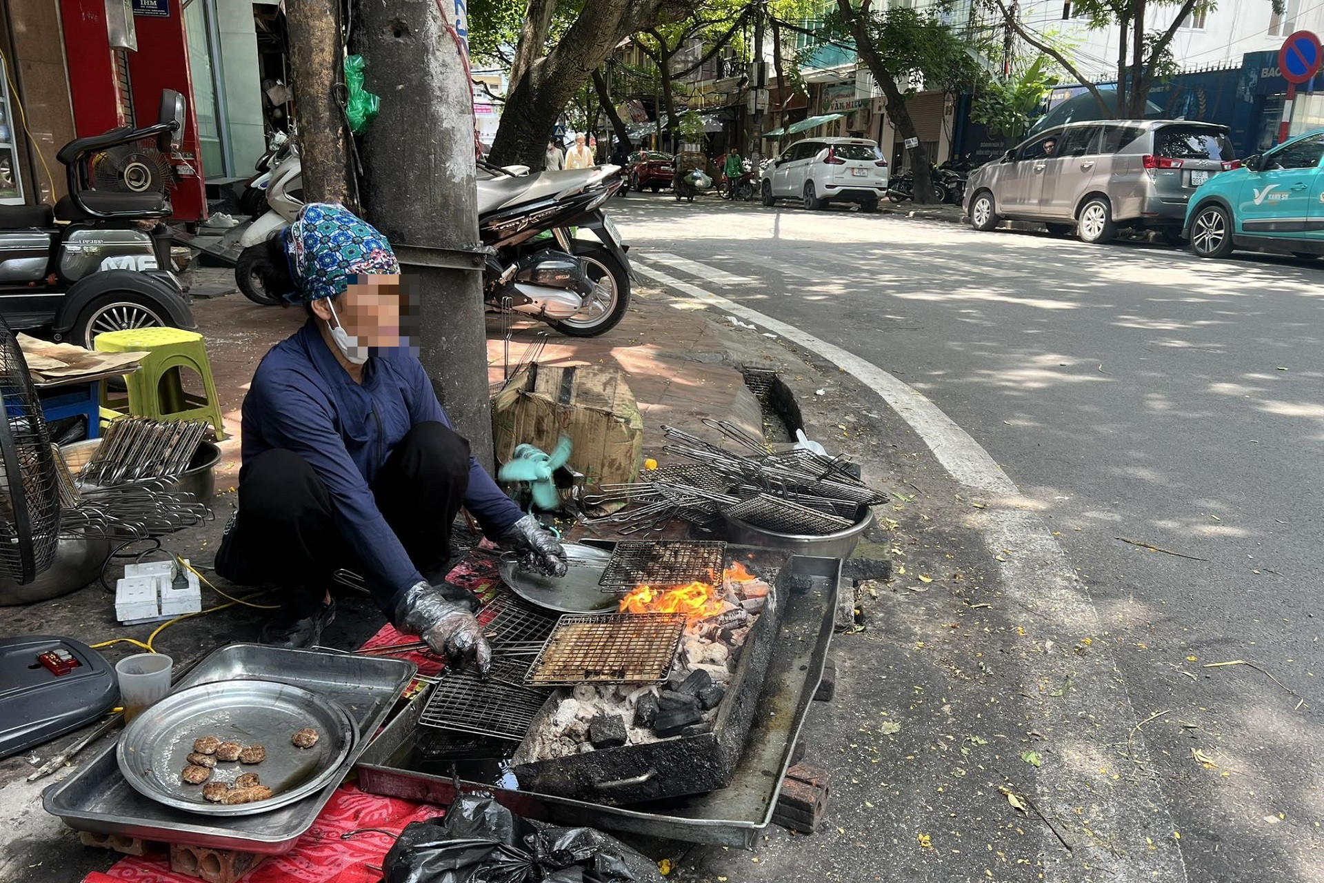 Kết quả kiểm tra vụ quán bún chả Hà Nội rửa thịt bằng nước đen ngòm