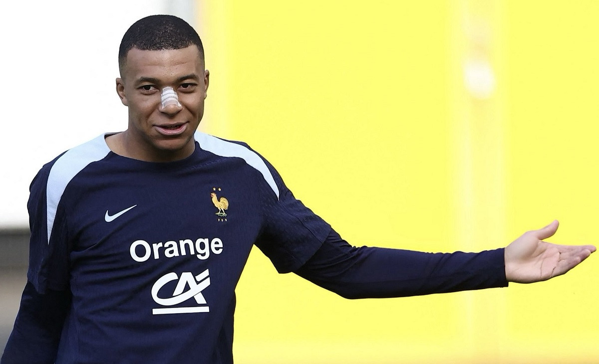 kylian mbappe 4.jpg