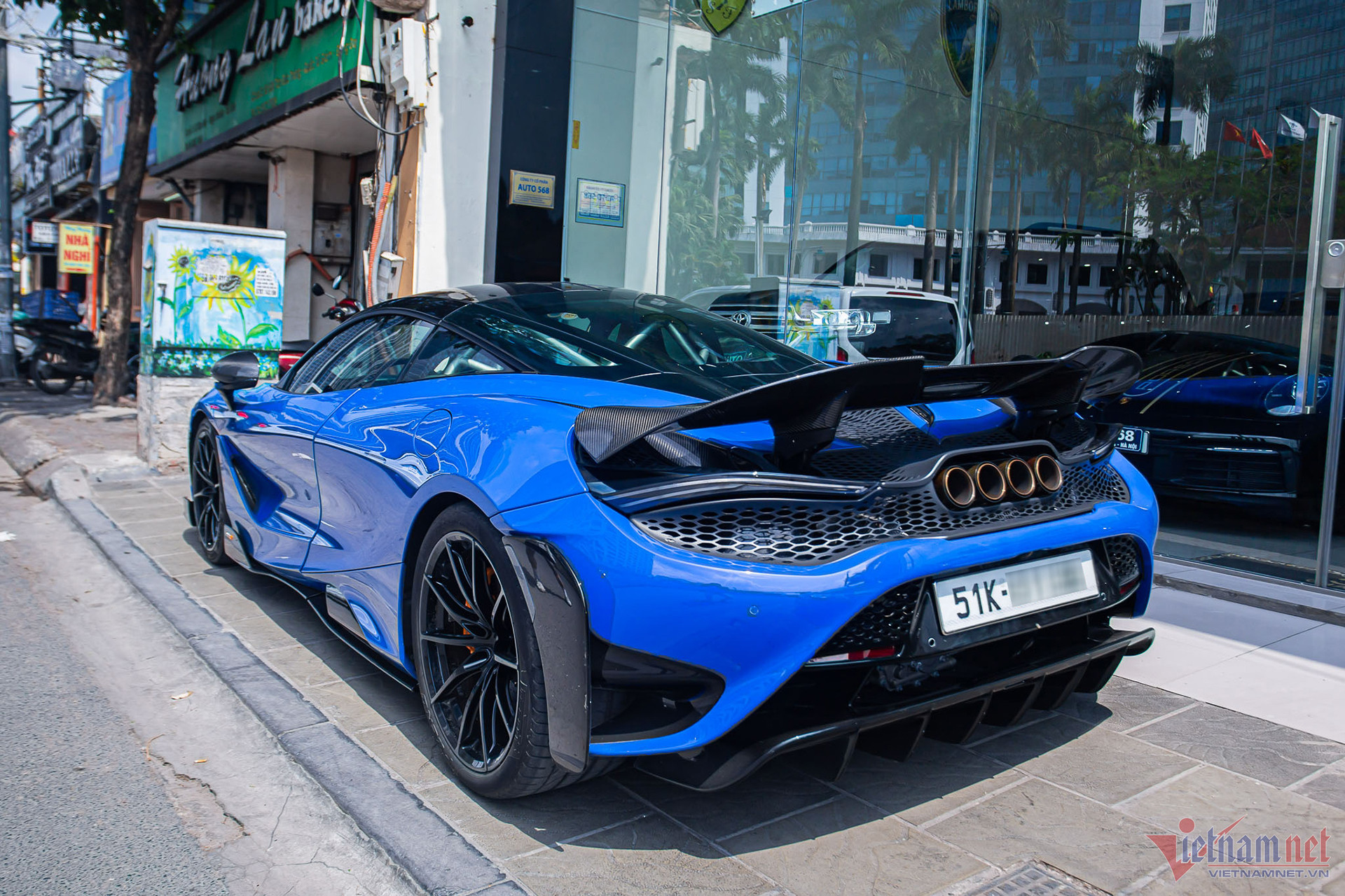 mclaren 765lt 4.jpg