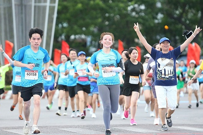 8.000 runner khám phá danh lam thắng cảnh Quy Nhơn