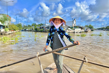 Buồn vui bên dòng Quản Lộ - Phụng Hiệp