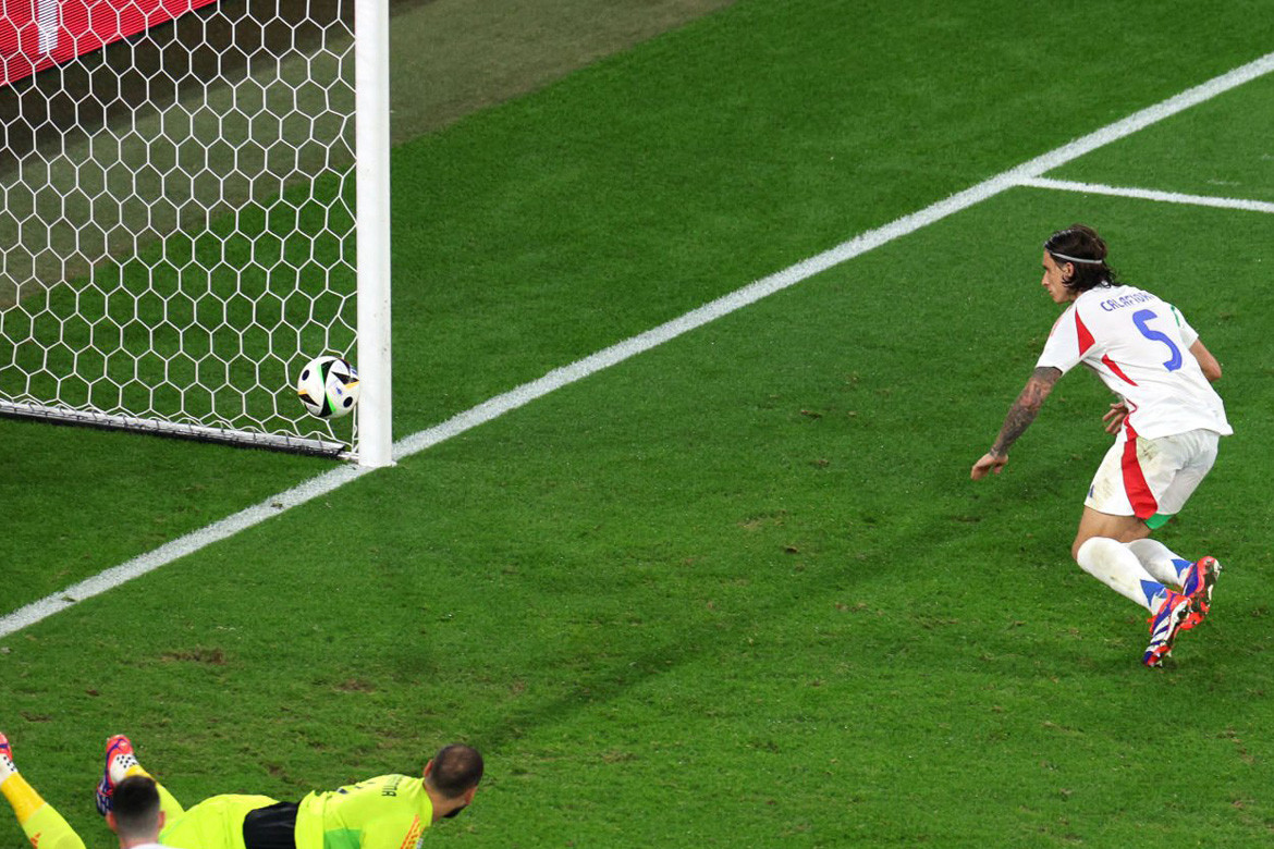 Califiori Tay Ban Nha Italy.jpg