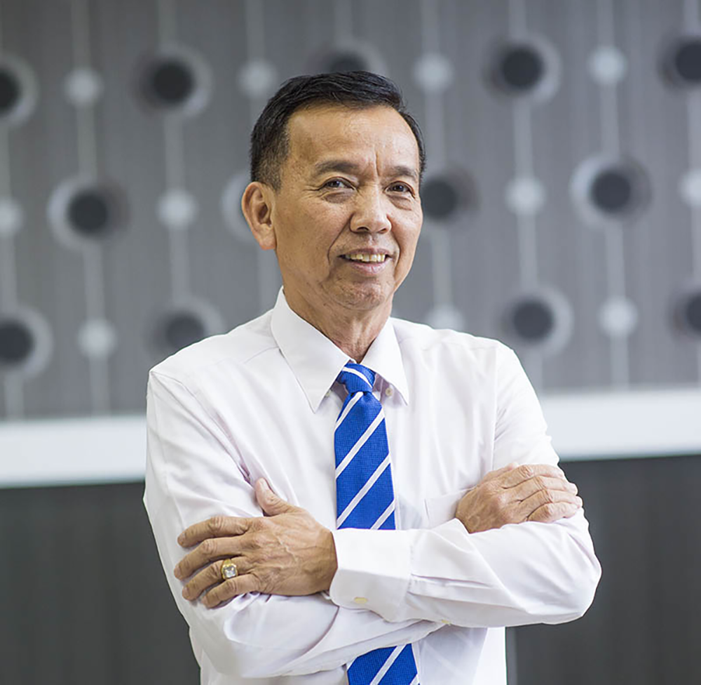 chan dung David Duong.png