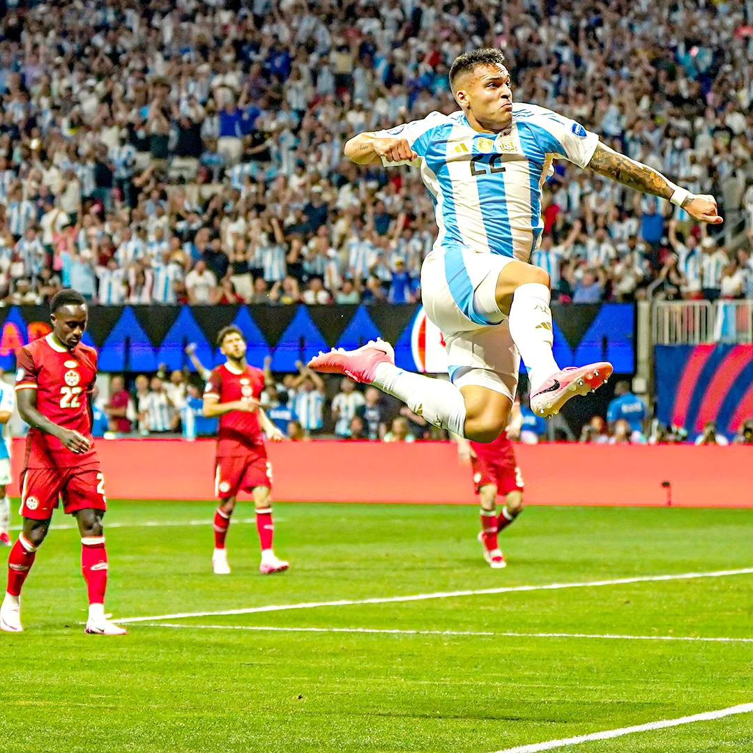 Messi argentina 3.jpg