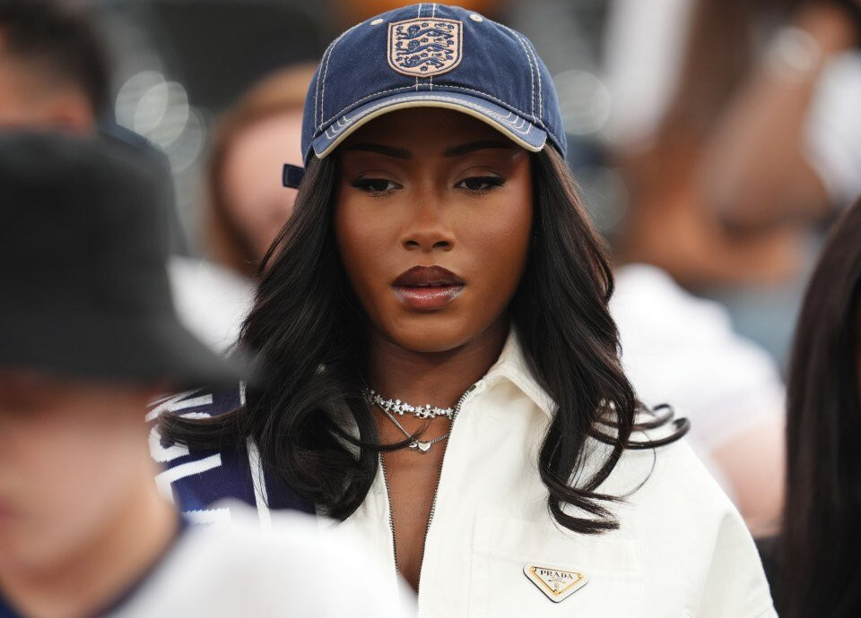 www_thesun_co_uk NINTCHDBPICT000911091208.jpg