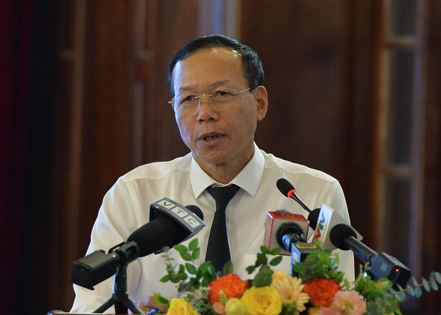 ông nguyễn trí tuệ.png