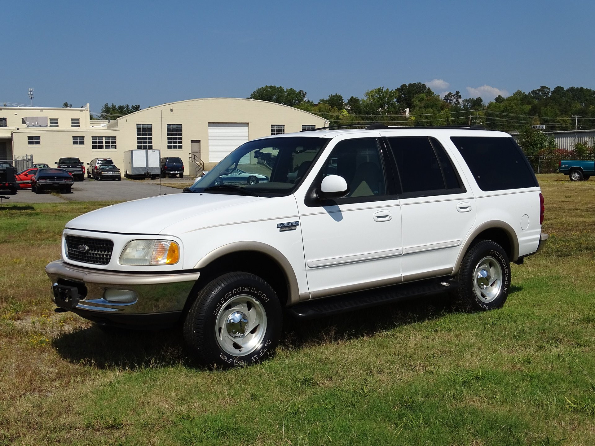 1998 ford expedition eddie bauer edition.jpeg