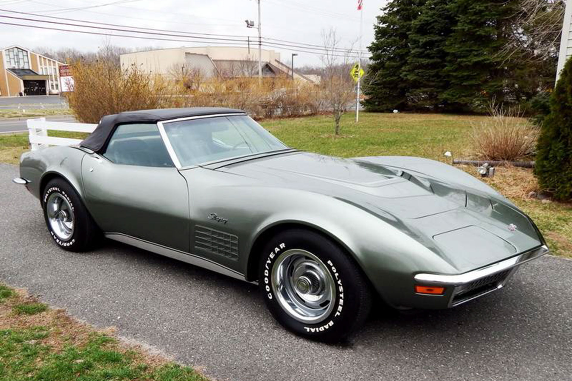 Corvette ZR1 Convertible 1971 (3).jpg