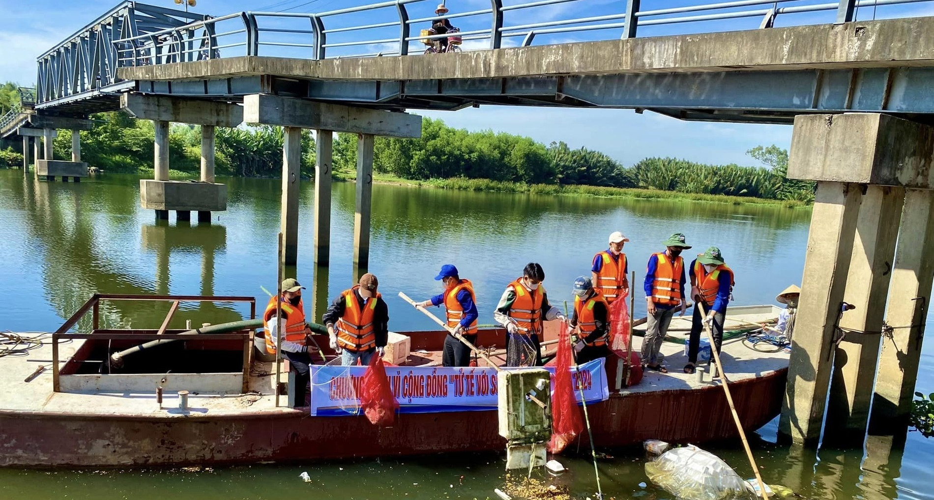 Tử tế với sông Trà Bồng