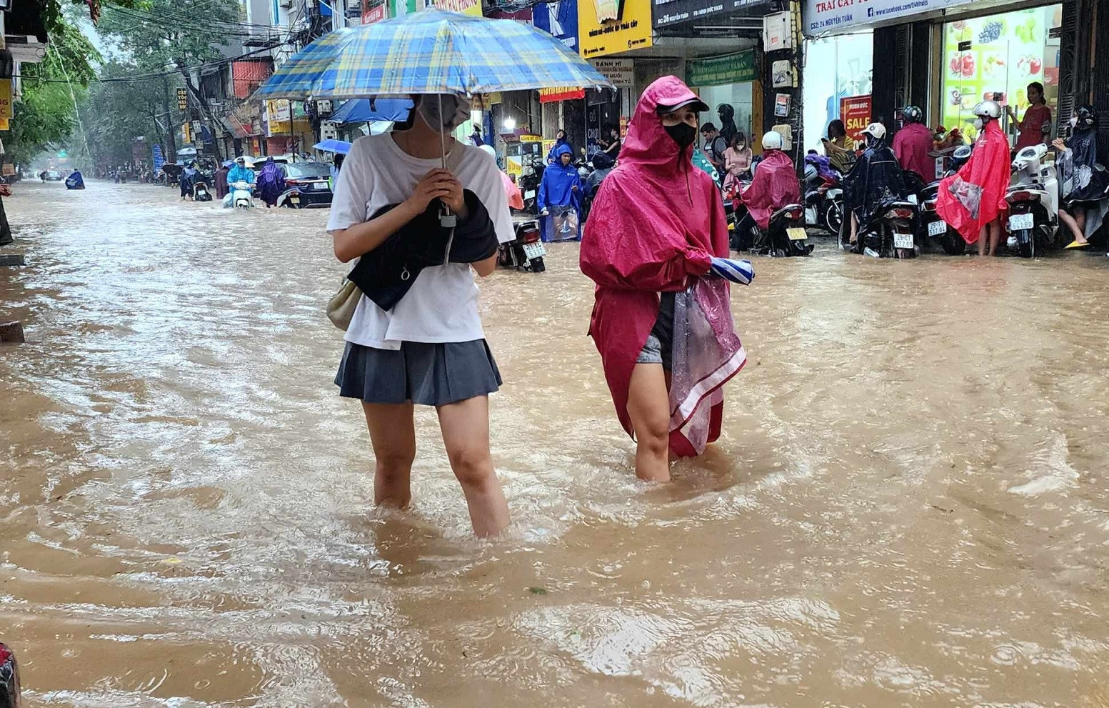 Dự báo thời tiết 25/6/2024: Hà Nội mưa lớn, cảnh báo đợt lũ trên các sông Bắc Bộ