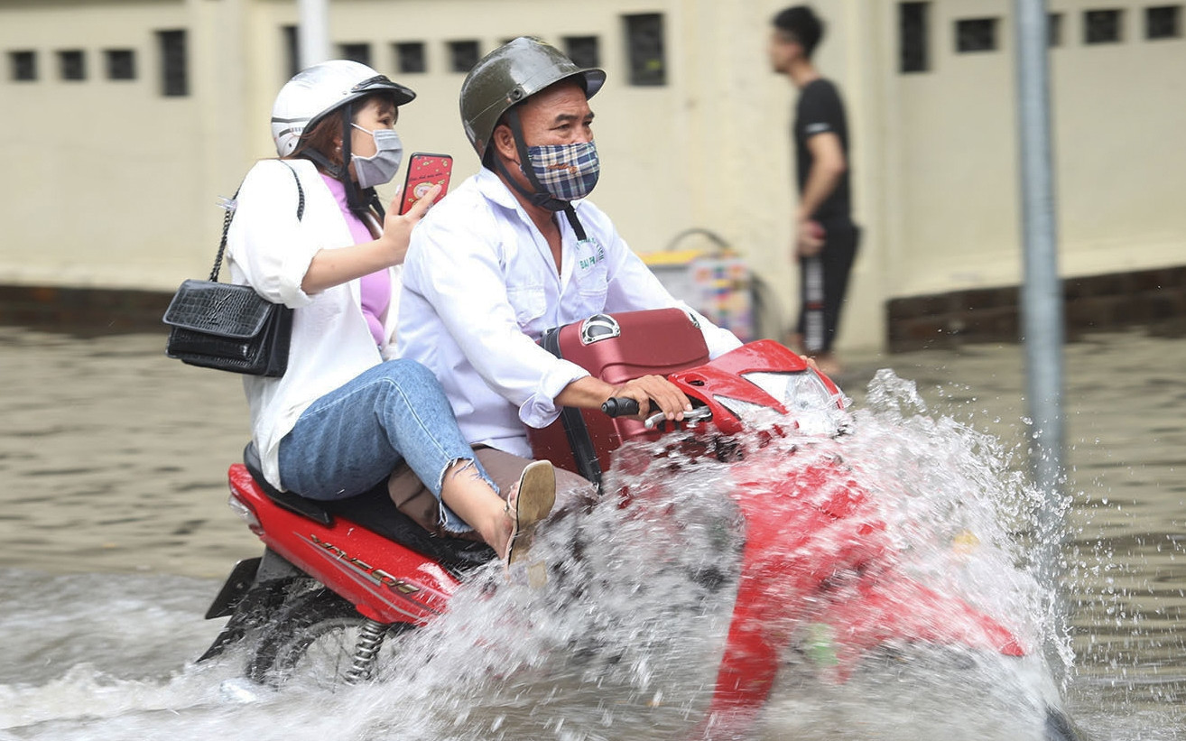 Dự báo thời tiết 24/6/2024: Mưa lớn xuất hiện khắp 3 miền Bắc, Trung, Nam