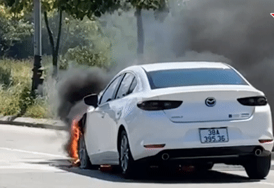 Liên tiếp cháy ô tô trên đường, cách nào tránh