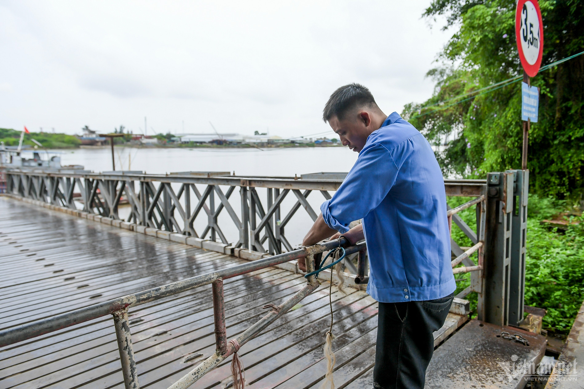 W-cấm cầu phao Ninh Cường_7.jpg