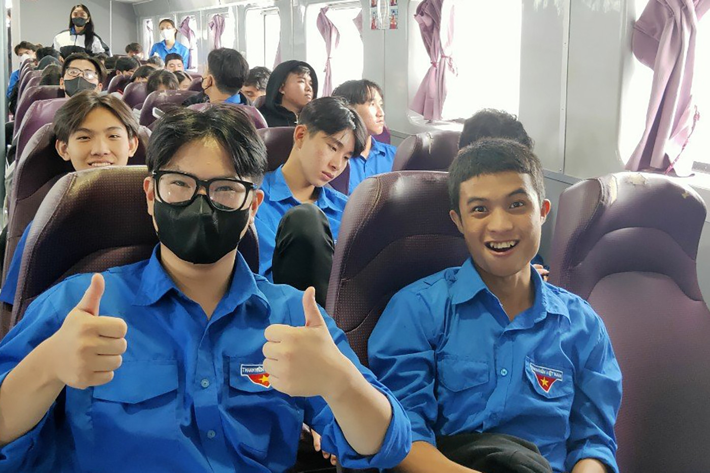 Hơn 130 thí sinh Kiên Giang vượt biển vào đất liền dự thi tốt nghiệp THPT 2024