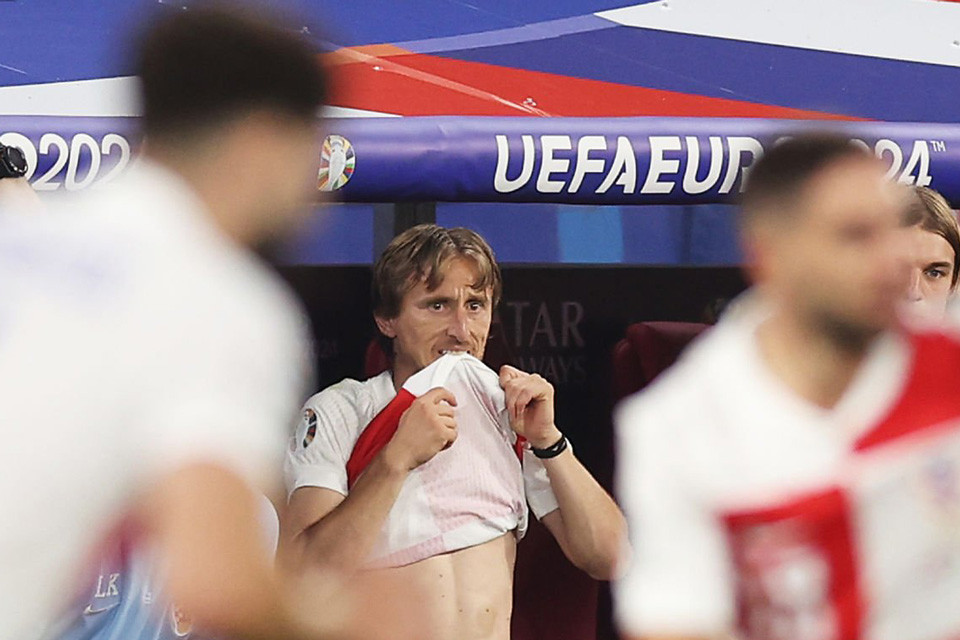 Modric Croatia Italy euro.jpg