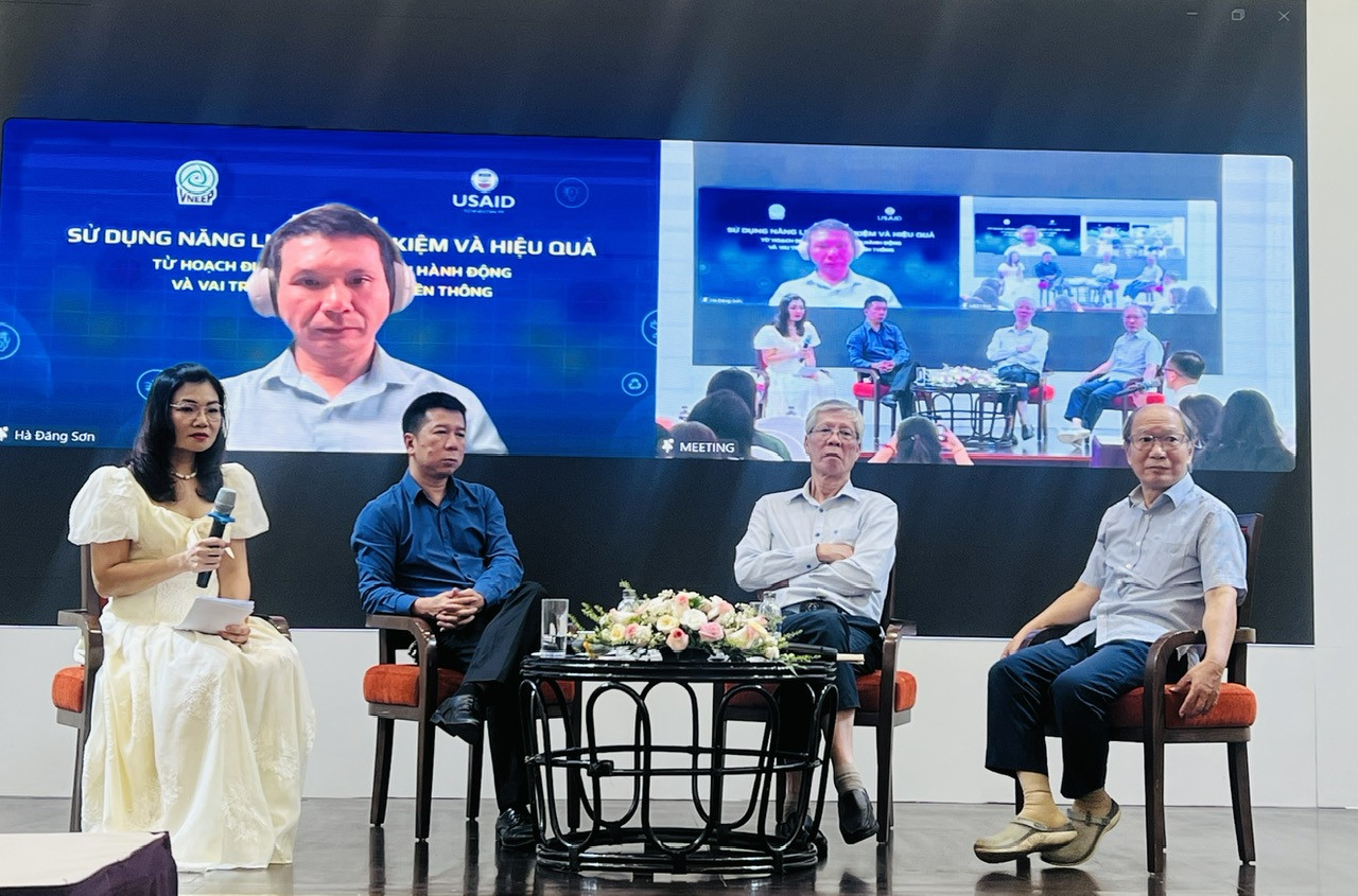 Toa dam tiet kiem nang luong.jpg