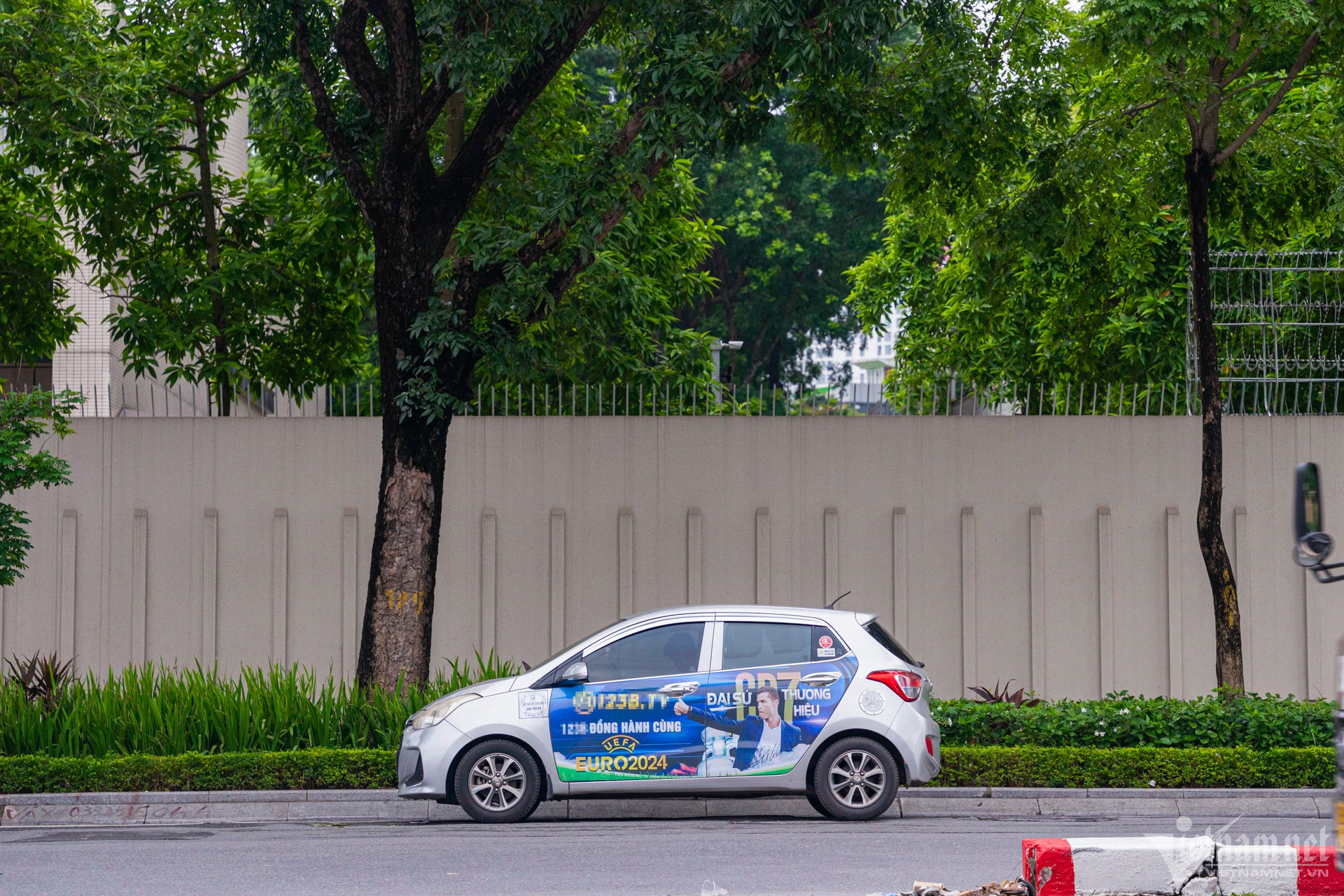 W-quảng cáo, cá độ, bóng đá 13.jpg