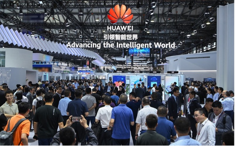 Huawei at MWC Shanghai 2024.jpg