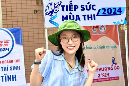 MC Khánh Vy VTV, Phương Mỹ Chi tham gia tiếp sức kỳ thi THPT quốc gia