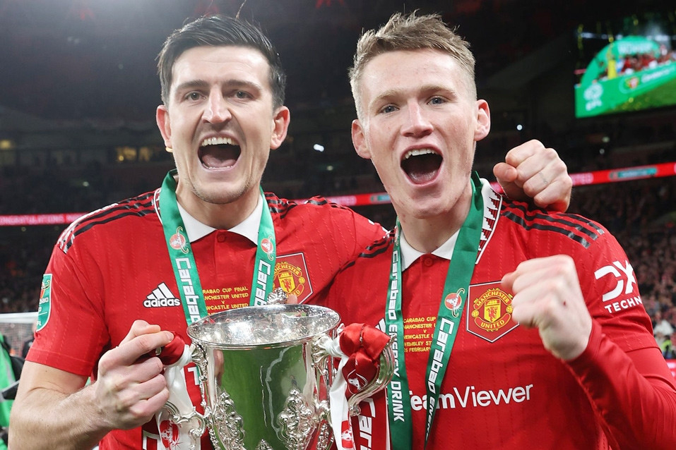 MU bất ngờ ''thưởng'' cho Maguire và McTominay