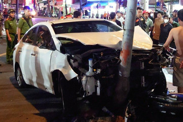 Bắt tạm giam nữ tài xế ô tô tông nhiều xe máy ở Vũng Tàu khiến 2 người chết
