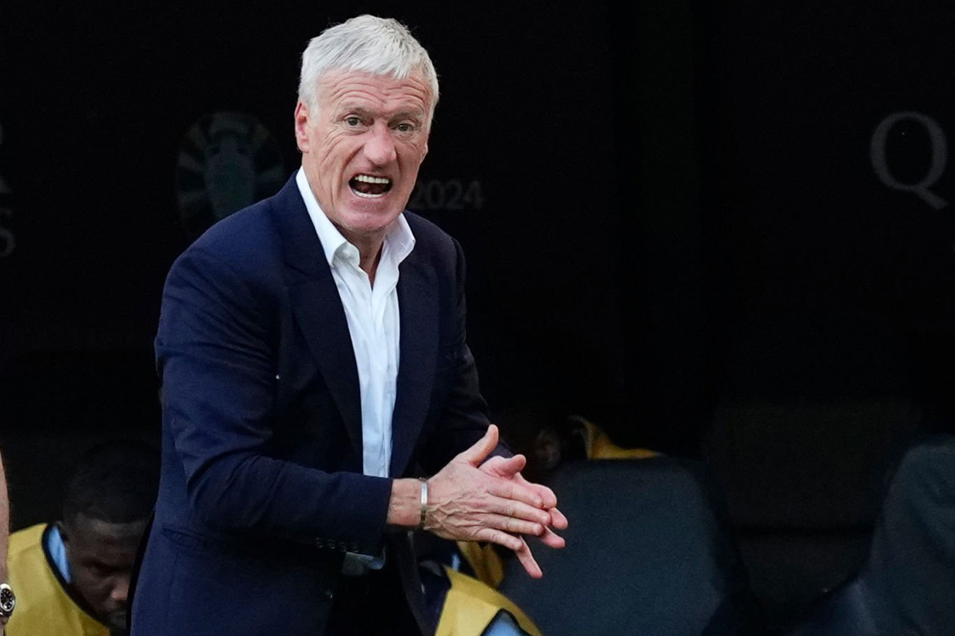 Deschamps Phap Ba Lan.jpg